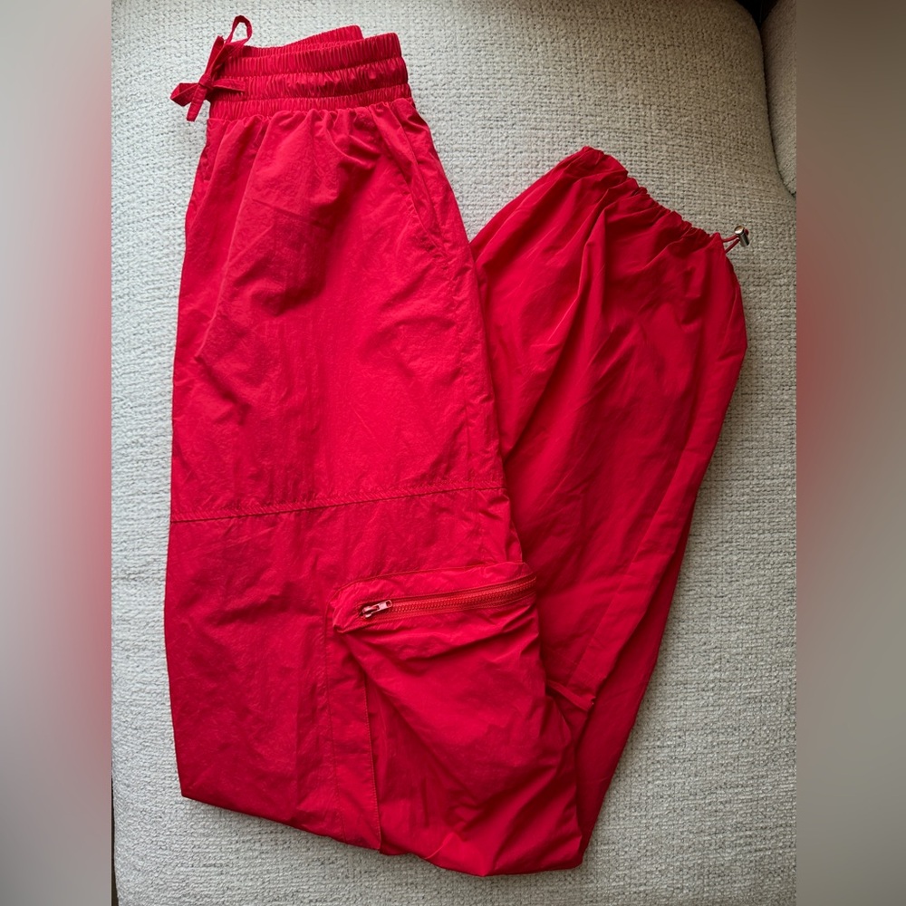 FASHION NOVA parachute jogger (xs) (red)